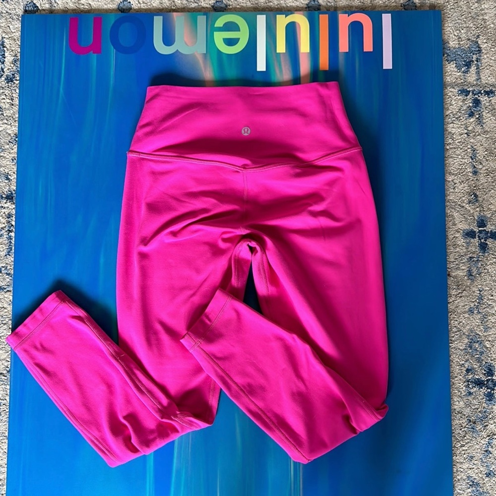 Lululemon Align 25” sonic pink size 6